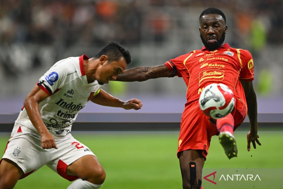 Bruno Tubarao: Penjaga Rekor Tak Terkalahkan Persija dengan Gol Debutnya!